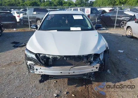 2022 Toyota Camry Se/Se Nightshade Edition z USA, uszkodzony, nr VIN 4T1G11AK2NU037158